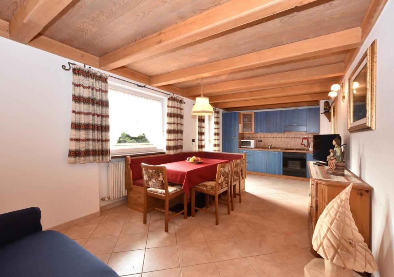 Villa Mirabell Cavalese Esterno foto