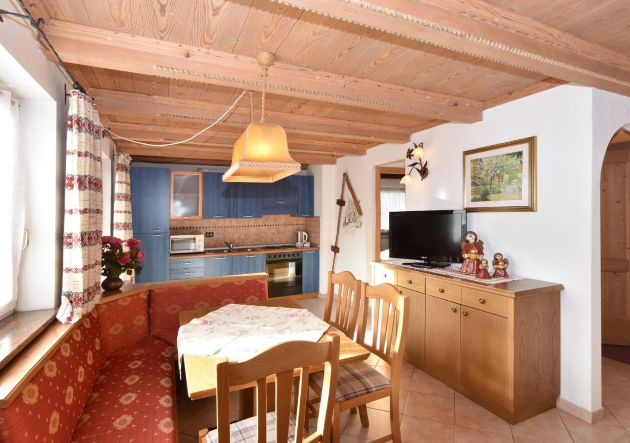 Villa Mirabell Cavalese Esterno foto