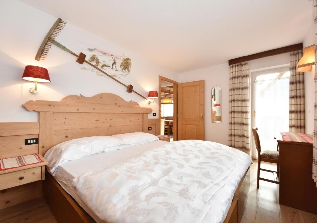 Villa Mirabell Cavalese Esterno foto