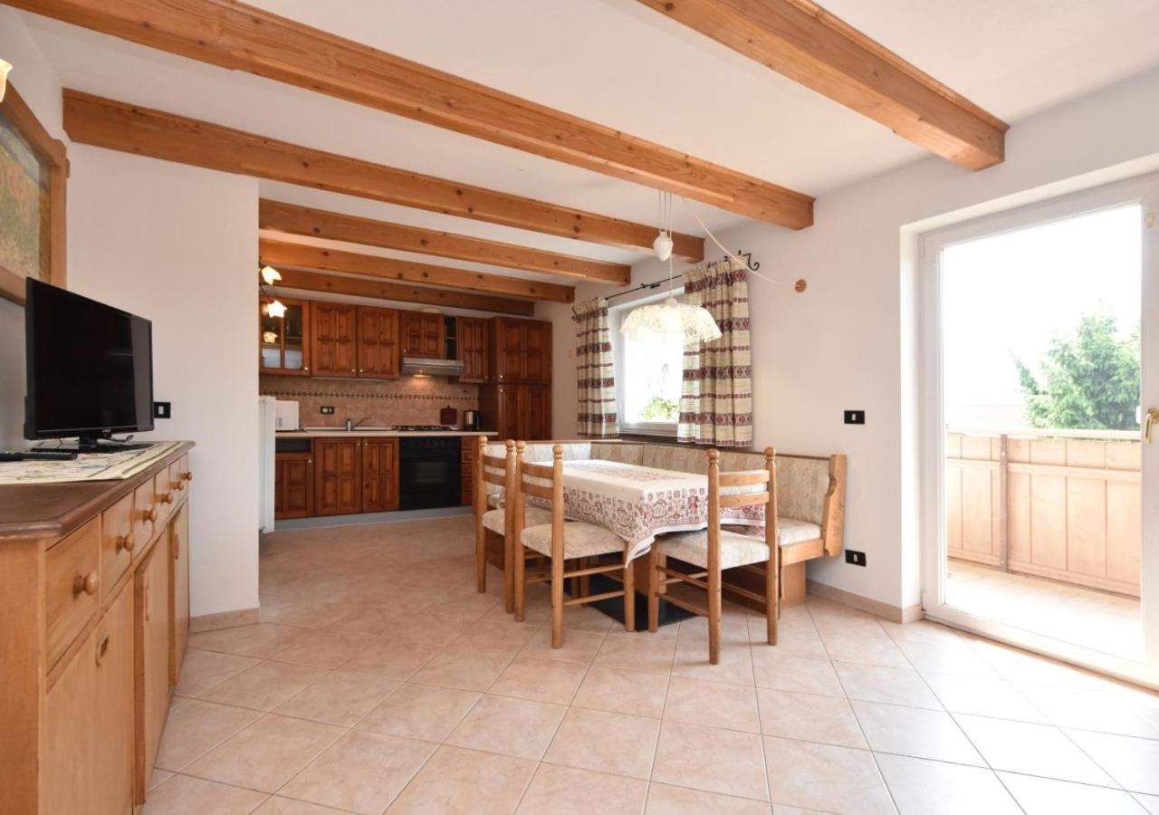 Villa Mirabell Cavalese Esterno foto