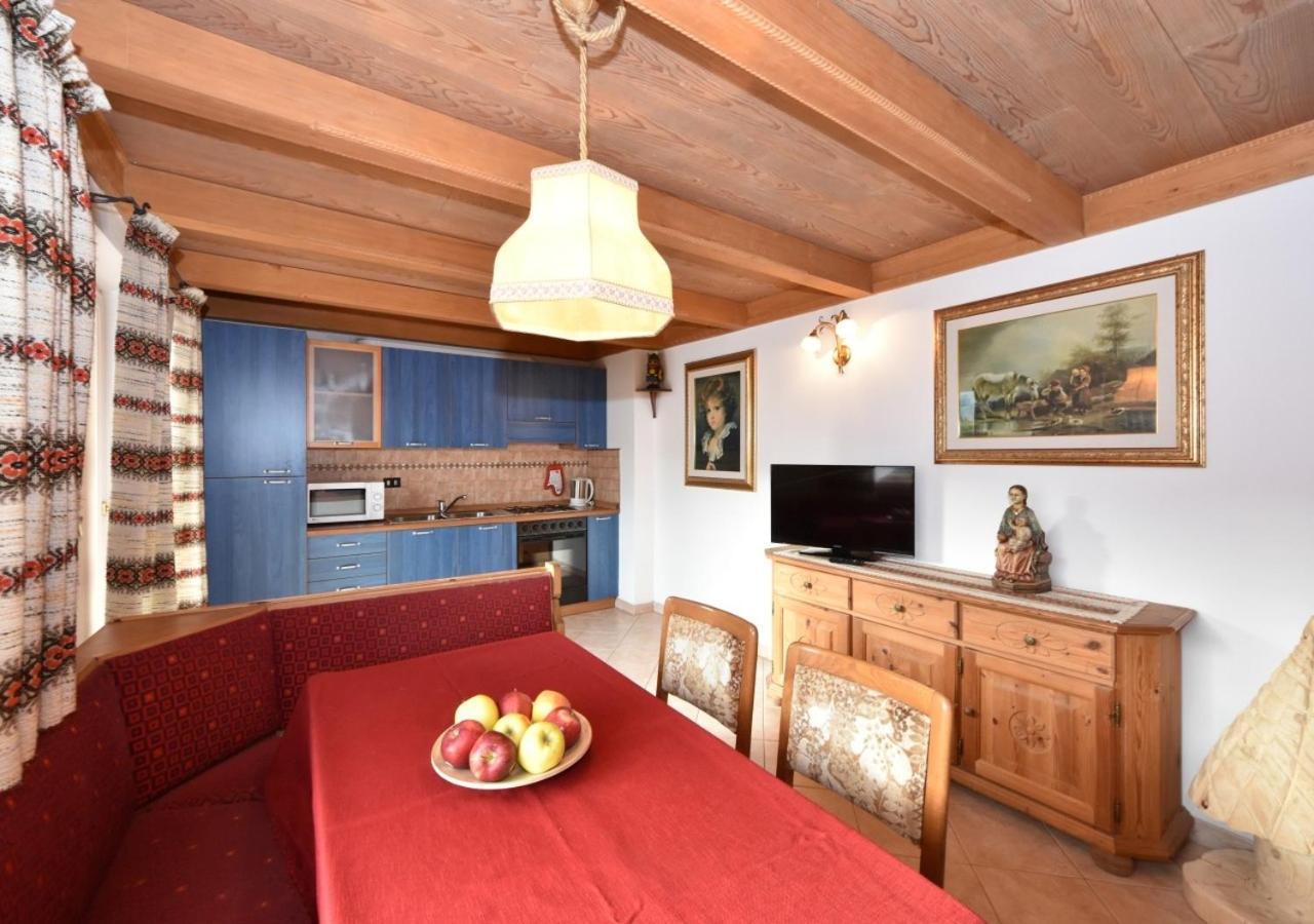 Villa Mirabell Cavalese Esterno foto